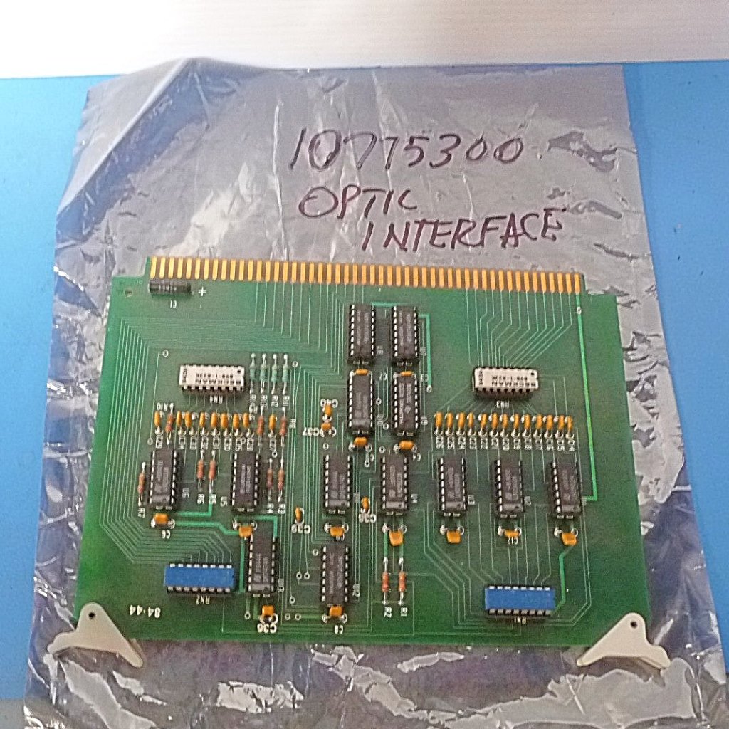 10775300 - Universal Instruments  parts (407) 278-7311 / www.pfipartsus.com