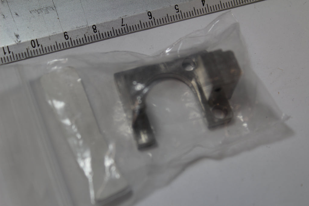 Asymtek 03-2329-00 PLATE, SECURING, RECIEVER