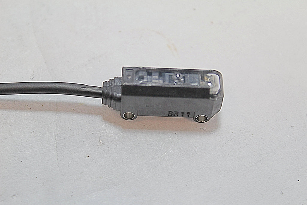 Omron E3T-SR11 Photoelectric Switch