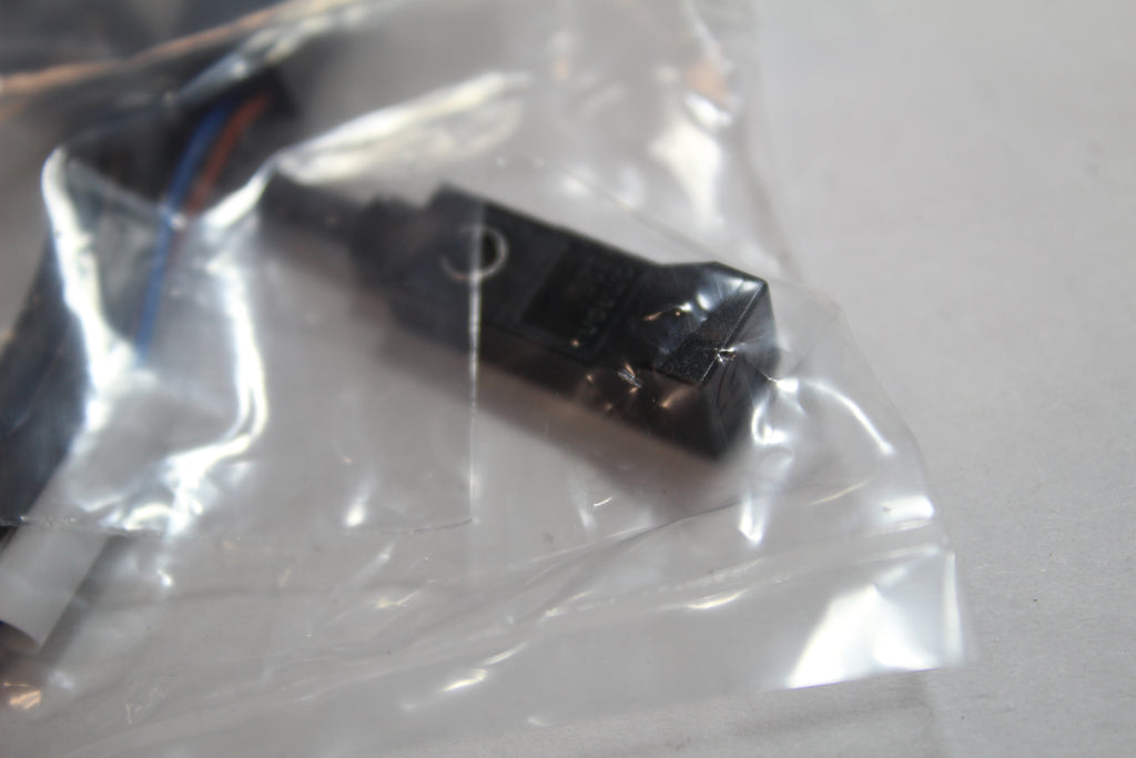 Yamaha KV8-M655F-010 Proximity Sensor