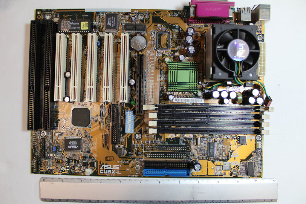 ASUS-CUBX-L, Motherboard, 143010-A03-01334 / TYP: E5-Ma