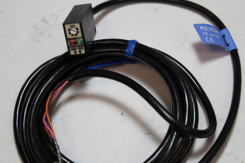 Keyence PZ-42L Photoelectric Sensor-New
