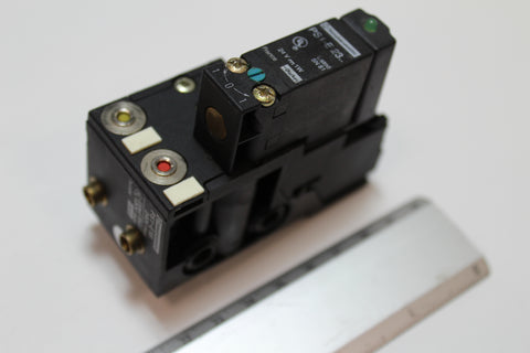 Parker PS1E28102B Valve 4/2 Single Spring Ret.