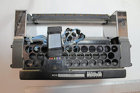 Universal 48999301 Light Head