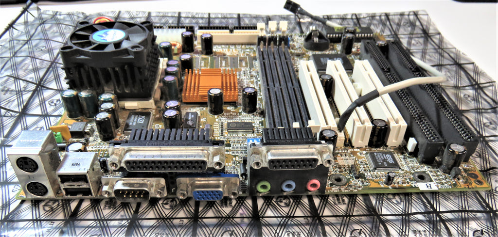 Gigabyte GA-5SMM Mother Board
